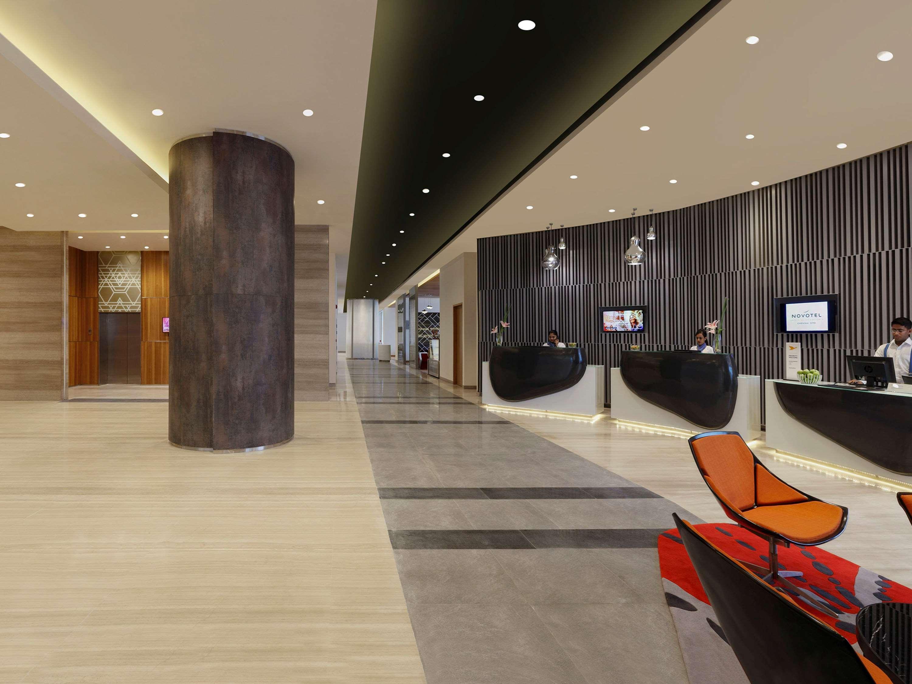Novotel Chennai Sipcot 외부 사진 The lobby of the hotel