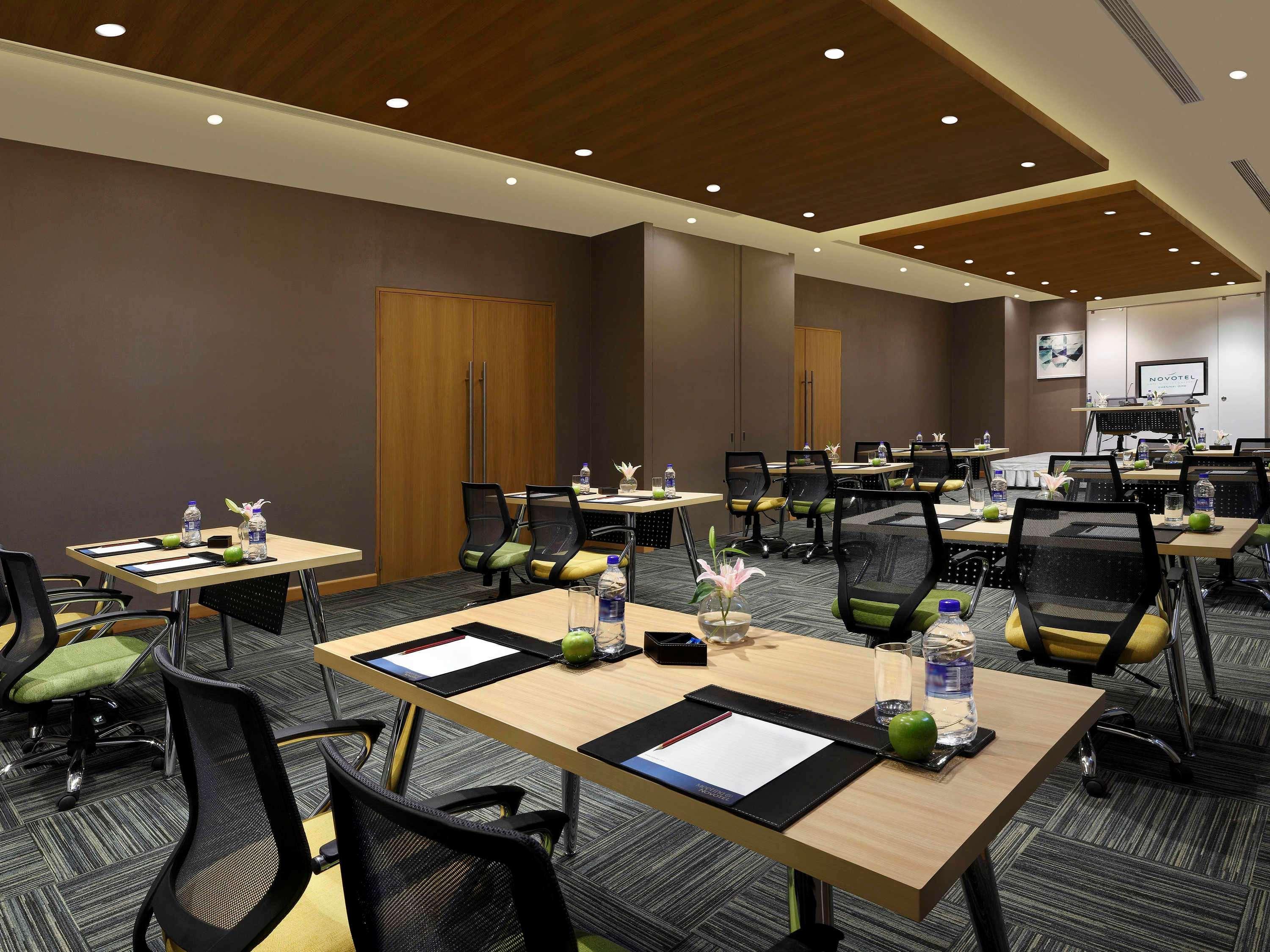 Novotel Chennai Sipcot 외부 사진 Meeting room
